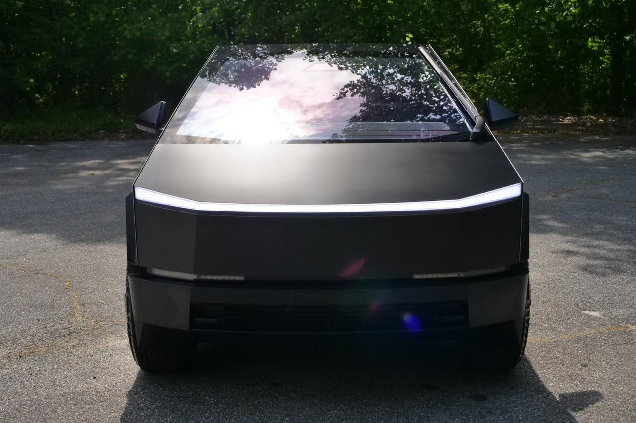 2024 Tesla Cybertruck Cyberbeast / AWD / FSD Included / Cooled Seats! Lincolnton NC