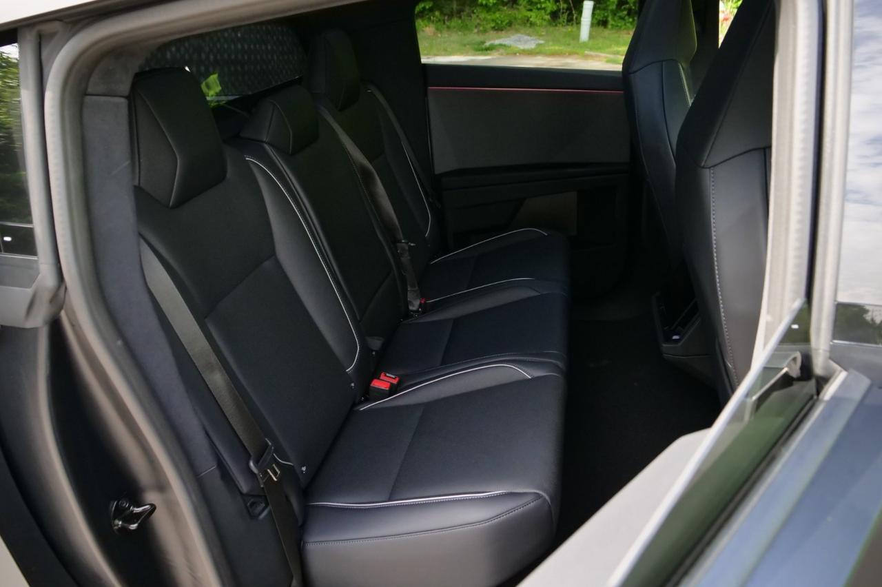 2024 Tesla Cybertruck Cyberbeast / AWD / FSD Included / Cooled Seats! Lincolnton NC