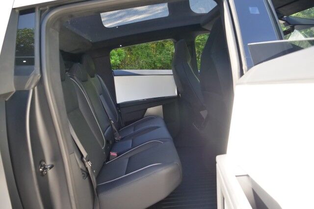 2024 Tesla Cybertruck Cyberbeast AWD / Foundation Series / FSD PKG! High Point NC
