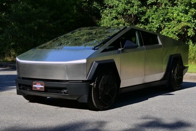 2024 Tesla Cybertruck Cyberbeast AWD / Foundation Series / FSD PKG! High Point NC