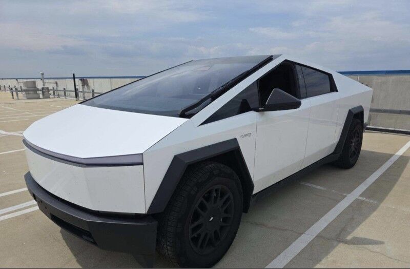 2024 Tesla Cybertruck Cyberbeast FOUNDATION SERIES Willowbrook IL