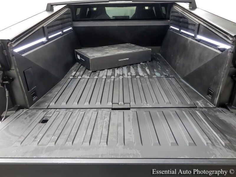 2024 Tesla Cybertruck Cyberbeast FOUNDATION SERIES Willowbrook IL