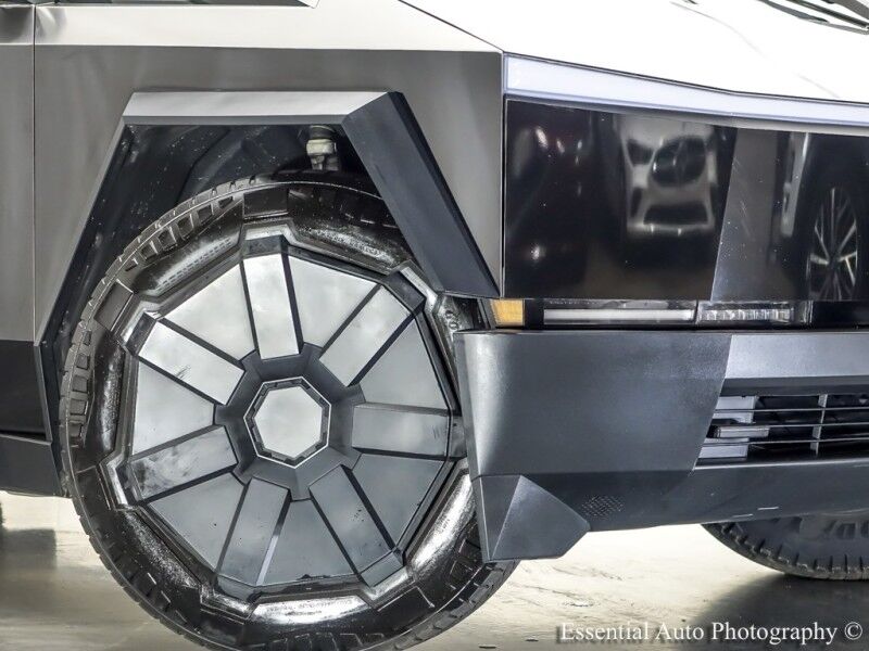 2024 Tesla Cybertruck Cyberbeast