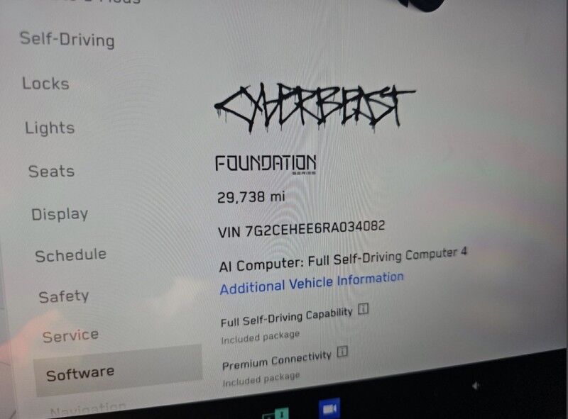 2024 Tesla Cybertruck Cyberbeast