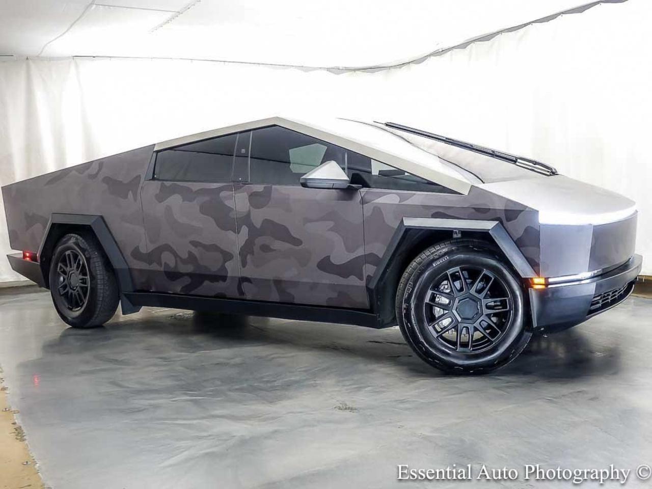 2024 Tesla Cybertruck Cyberbeast