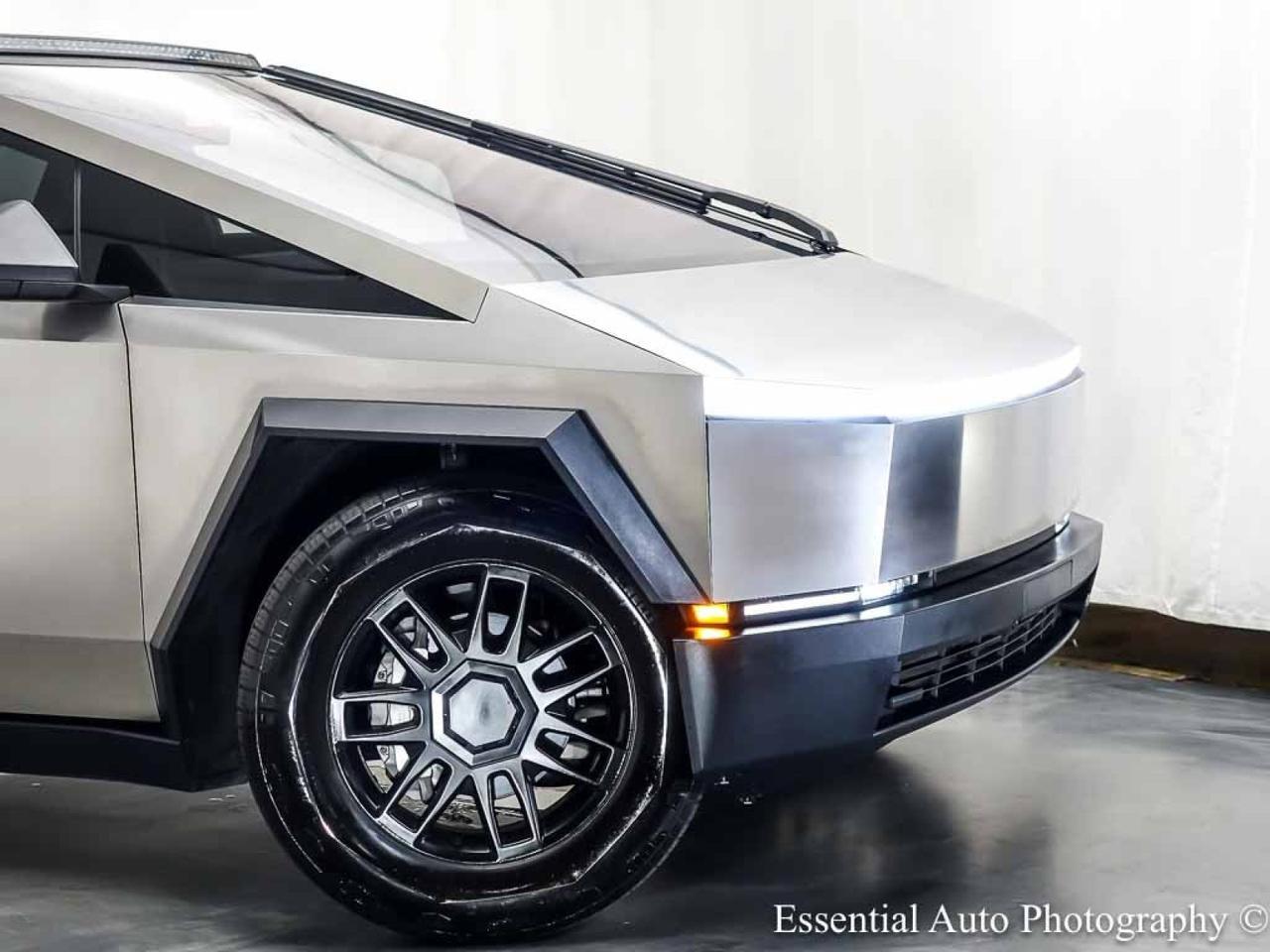 2024 Tesla Cybertruck Cyberbeast