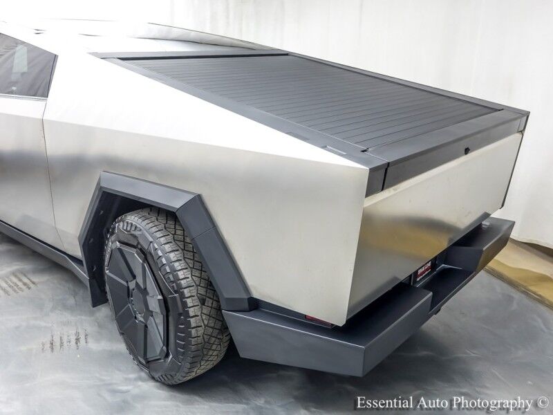 2024 Tesla Cybertruck FOUNDATION SERIES Willowbrook IL