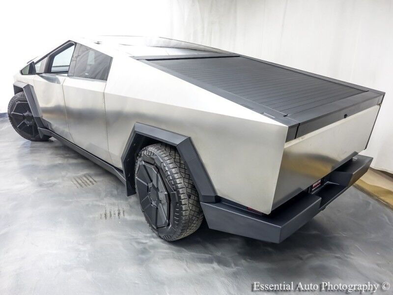 2024 Tesla Cybertruck FOUNDATION SERIES Willowbrook IL