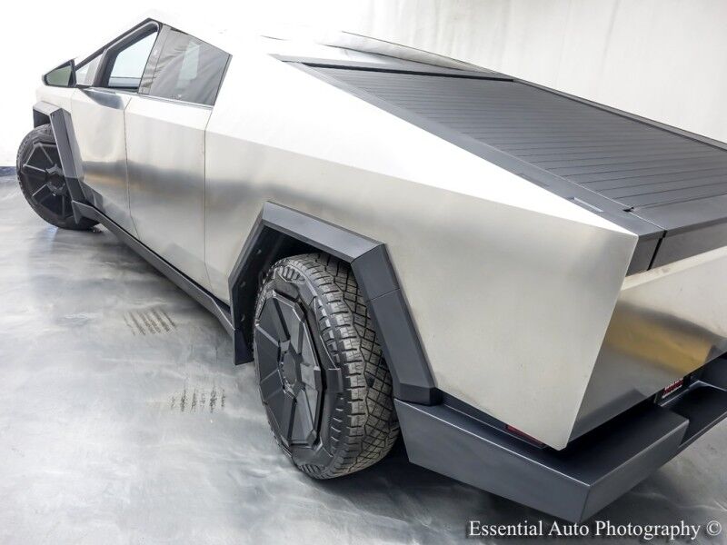 2024 Tesla Cybertruck FOUNDATION SERIES Willowbrook IL