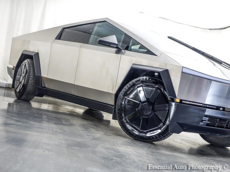 2024 Tesla Cybertruck FOUNDATION SERIES Willowbrook IL