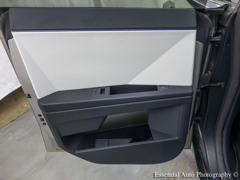 2024 Tesla Cybertruck FOUNDATION SERIES Willowbrook IL