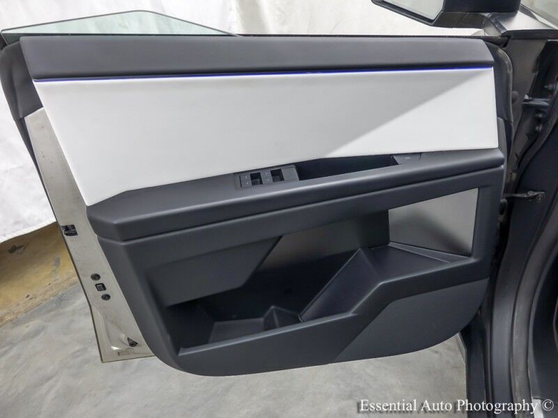 2024 Tesla Cybertruck FOUNDATION SERIES Willowbrook IL