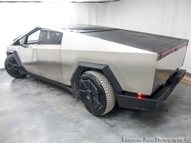 2024 Tesla Cybertruck FOUNDATION SERIES Willowbrook IL