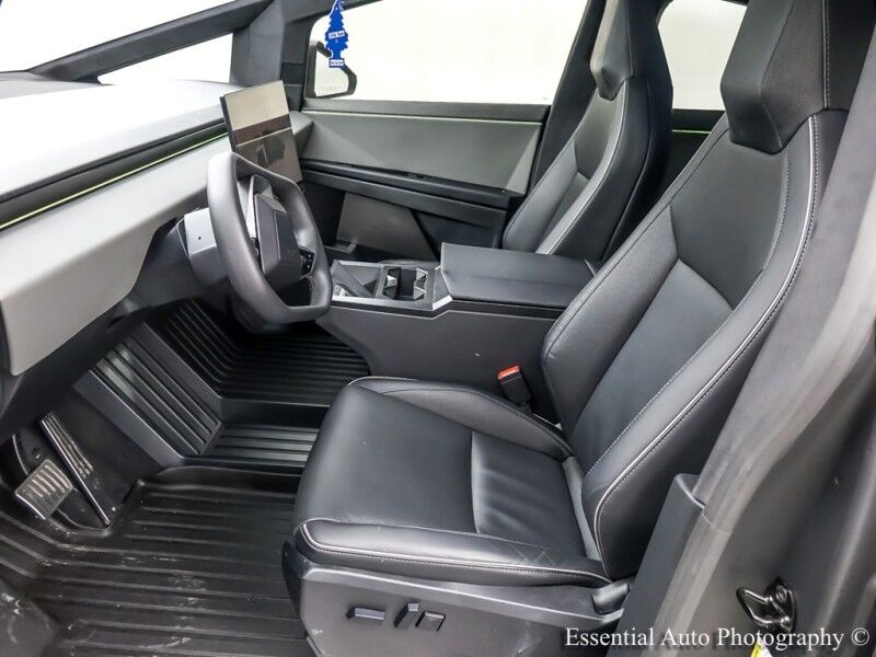 2024 Tesla Cybertruck FOUNDATION SERIES Willowbrook IL