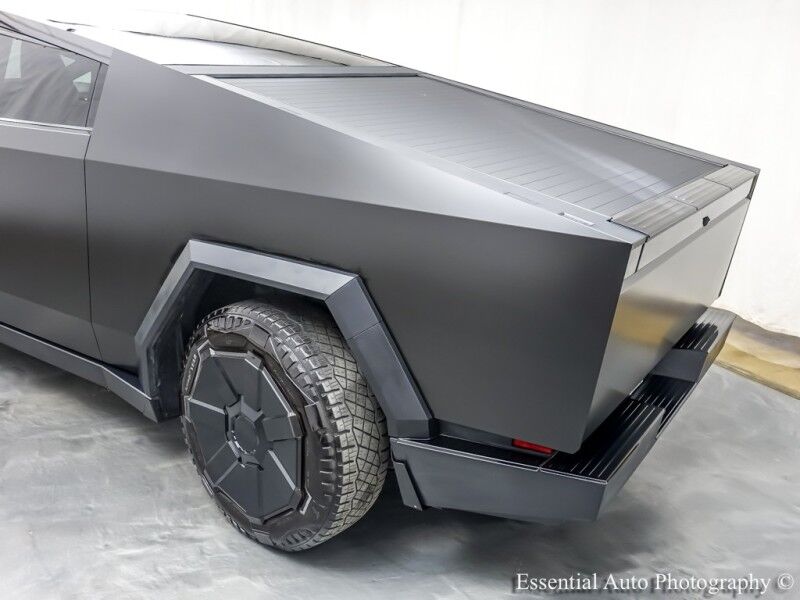 2024 Tesla Cybertruck FOUNDATION SERIES Willowbrook IL
