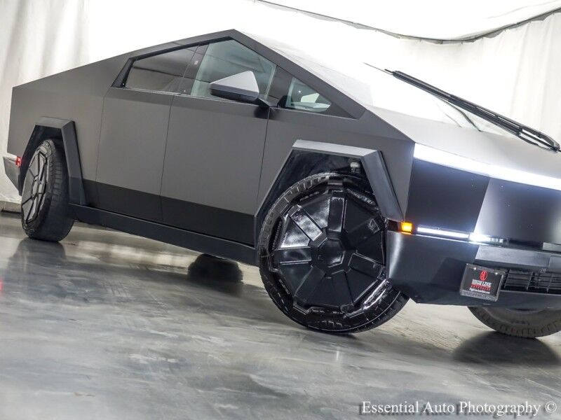 2024 Tesla Cybertruck FOUNDATION SERIES Willowbrook IL