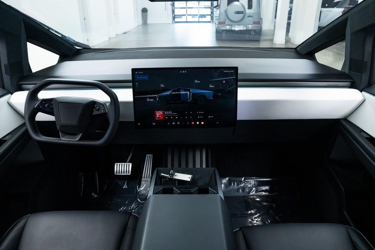 2024 Tesla Cybertruck Foundation Series 1 Owner Vented Seats Portland OR