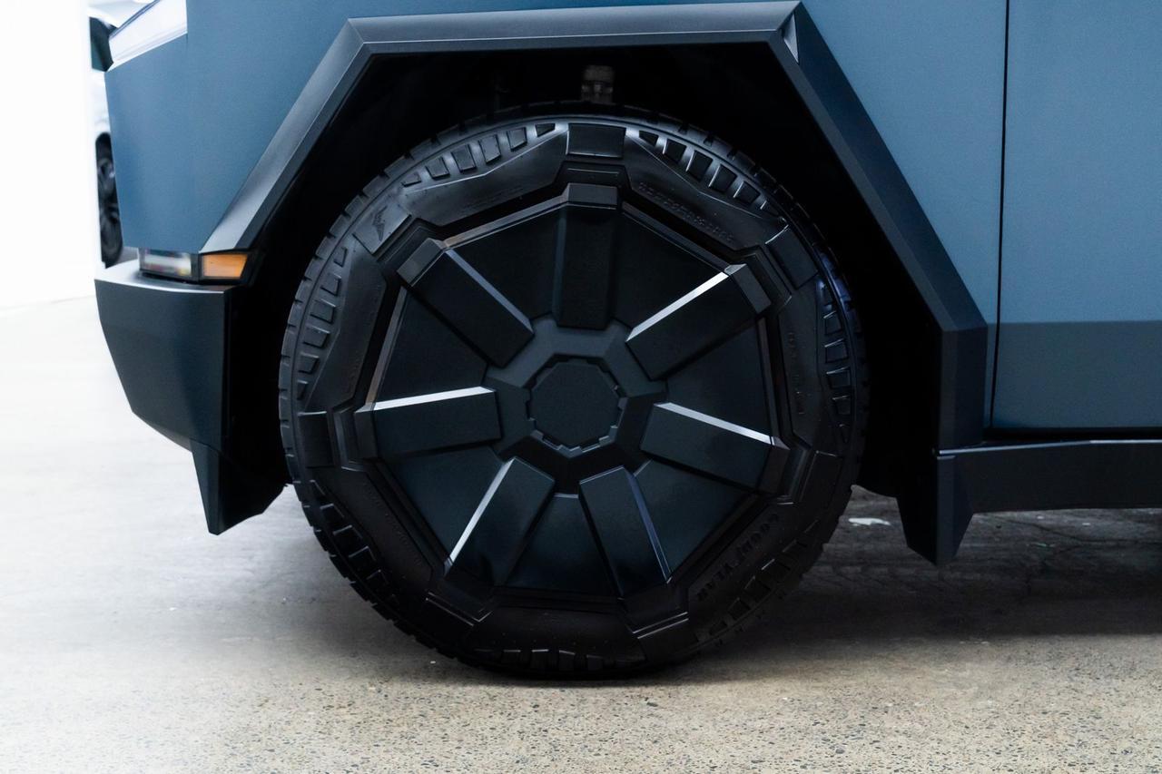 2024 Tesla Cybertruck Foundation Series 1 Owner Vented Seats Portland OR