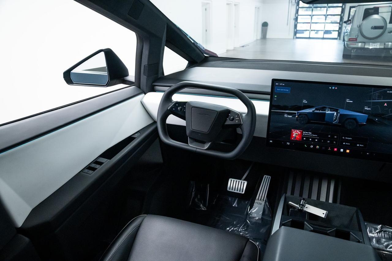2024 Tesla Cybertruck Foundation Series 1 Owner Vented Seats Portland OR