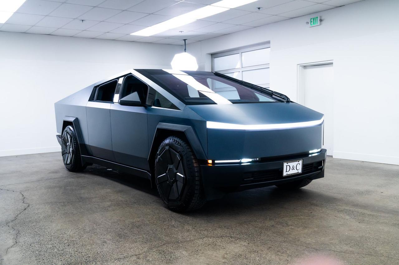 2024 Tesla Cybertruck Foundation Series 1 Owner Vented Seats Portland OR