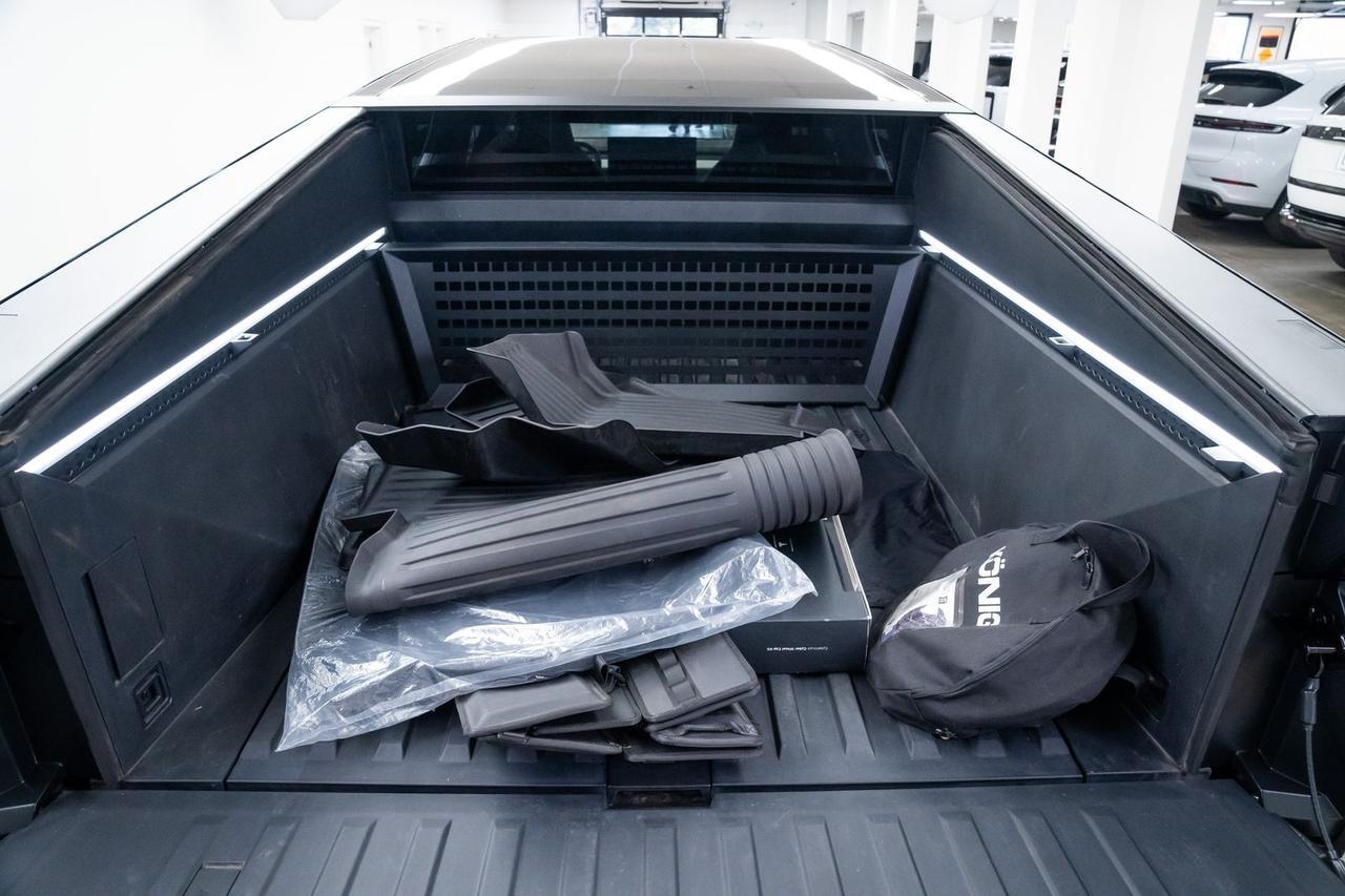 2024 Tesla Cybertruck Foundation Series 1 Owner Vented Seats Portland OR