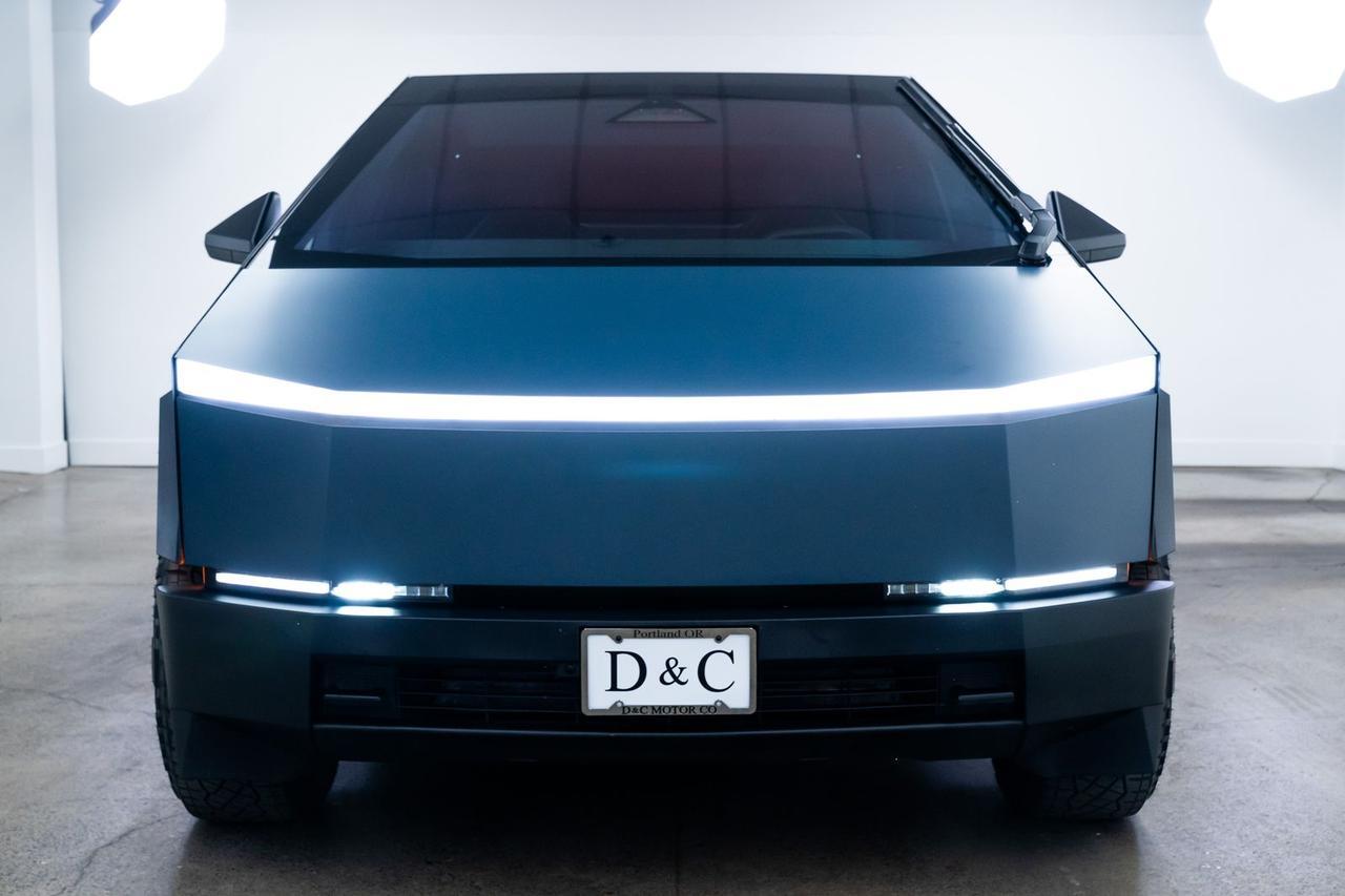 2024 Tesla Cybertruck Foundation Series 1 Owner Vented Seats Portland OR