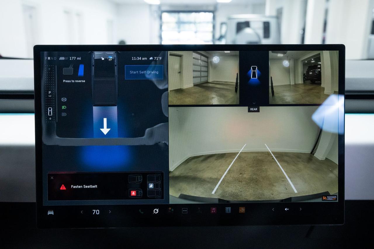 2024 Tesla Cybertruck Foundation Series 1 Owner Vented Seats Portland OR