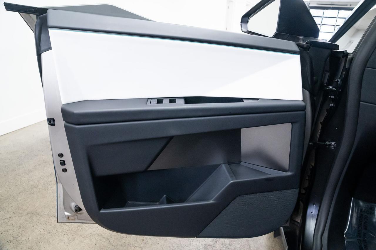 2024 Tesla Cybertruck Foundation Series 1 Owner Vented Seats Portland OR