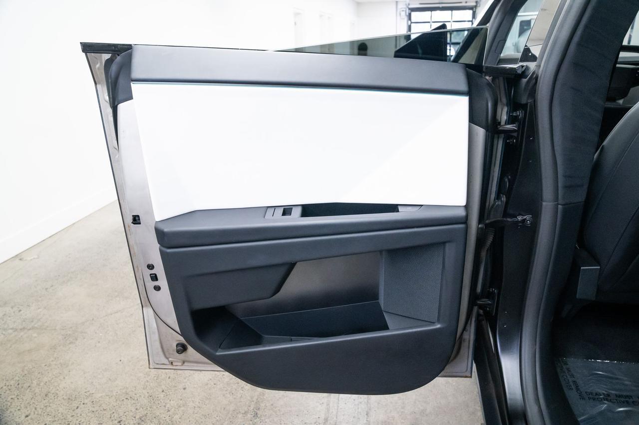 2024 Tesla Cybertruck Foundation Series 1 Owner Vented Seats Portland OR