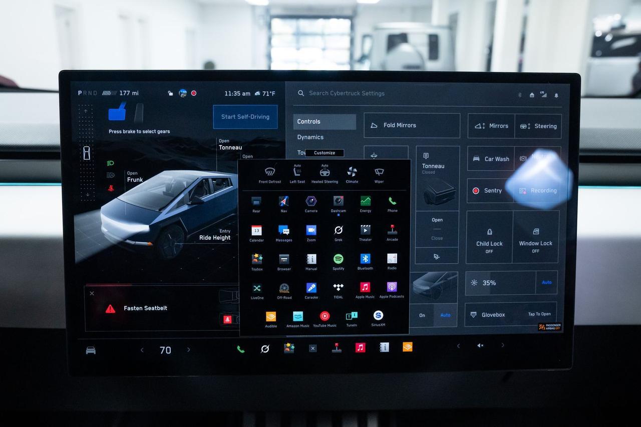 2024 Tesla Cybertruck Foundation Series 1 Owner Vented Seats Portland OR