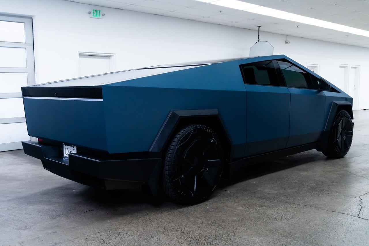 2024 Tesla Cybertruck Foundation Series 1 Owner Vented Seats Portland OR