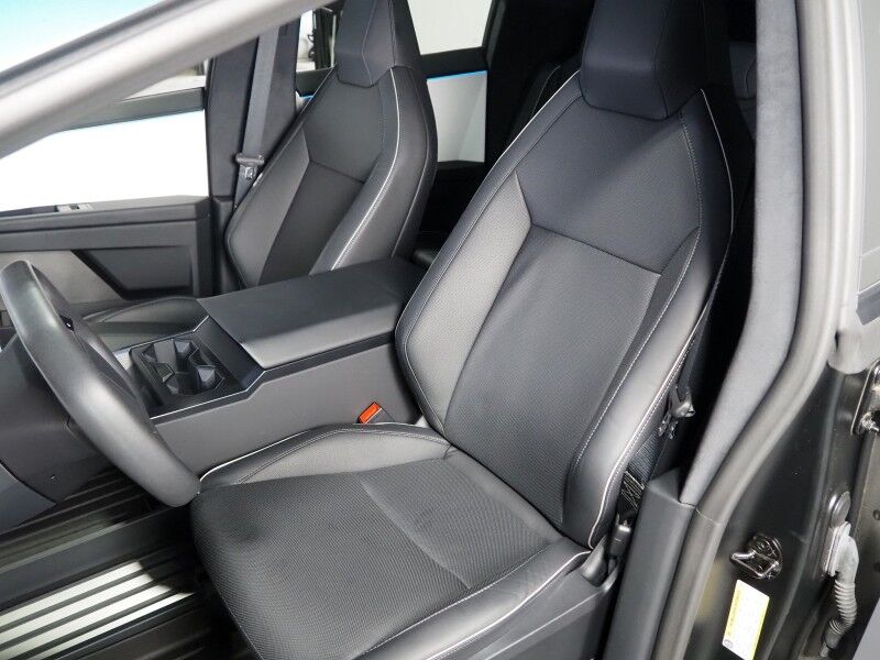 2024 Tesla Cybertruck Foundation Series AWD *FULL SELF-DRIVING ENABLED, AUTOPILOT, NAVIGATION, SAFETY ALERTS, ADAPTIVE CRUISE, SURROUND VIEW CAMERAS, PANORAMA GLASS ROOF, CLIMATE SEATS, HEATED STEERING, 20 INCH WHEELS, WIRELESS CHARGING Round Rock TX