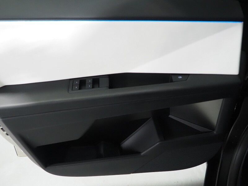 2024 Tesla Cybertruck Foundation Series AWD *FULL SELF-DRIVING ENABLED, AUTOPILOT, NAVIGATION, SAFETY ALERTS, ADAPTIVE CRUISE, SURROUND VIEW CAMERAS, PANORAMA GLASS ROOF, CLIMATE SEATS, HEATED STEERING, 20 INCH WHEELS, WIRELESS CHARGING Round Rock TX