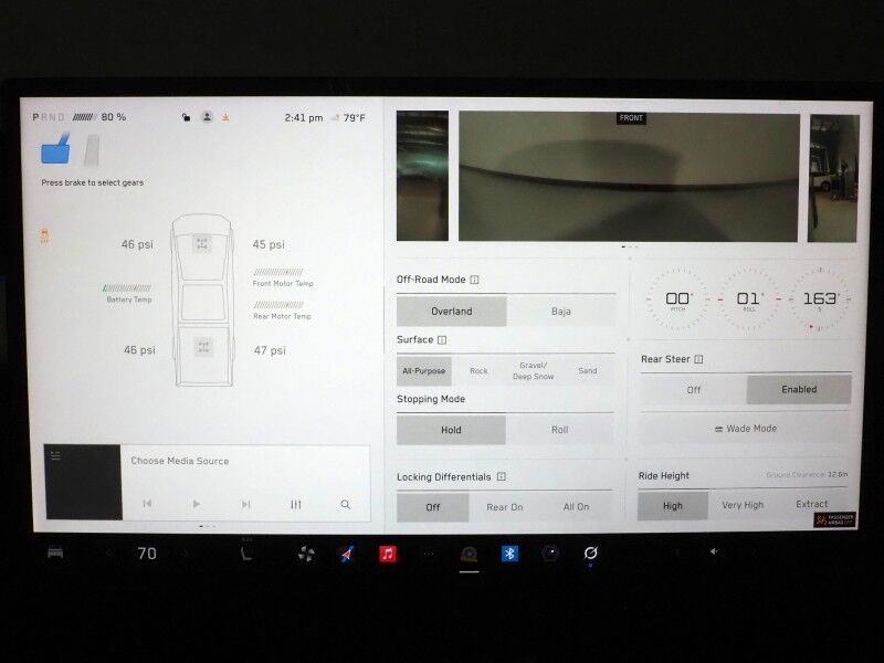 2024 Tesla Cybertruck Foundation Series AWD *FULL SELF-DRIVING ENABLED, AUTOPILOT, NAVIGATION, SAFETY ALERTS, ADAPTIVE CRUISE, SURROUND VIEW CAMERAS, PANORAMA GLASS ROOF, CLIMATE SEATS, HEATED STEERING, 20 INCH WHEELS, WIRELESS CHARGING Round Rock TX