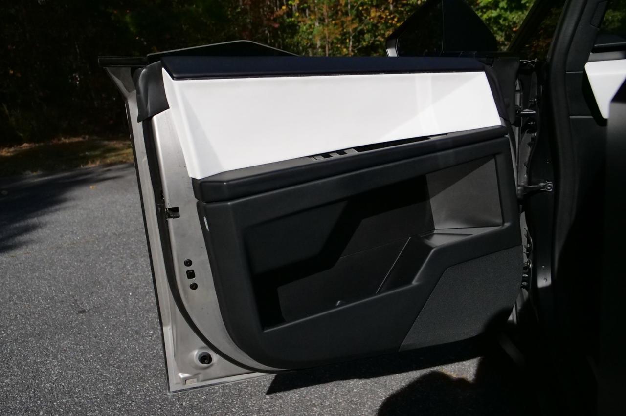 2024 Tesla Cybertruck Foundation Series AWD / Full Self Driving PKG! Lincolnton NC