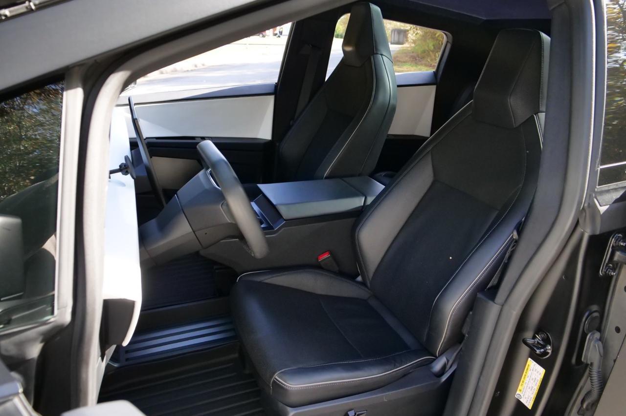 2024 Tesla Cybertruck Foundation Series AWD / Full Self Driving PKG! Lincolnton NC