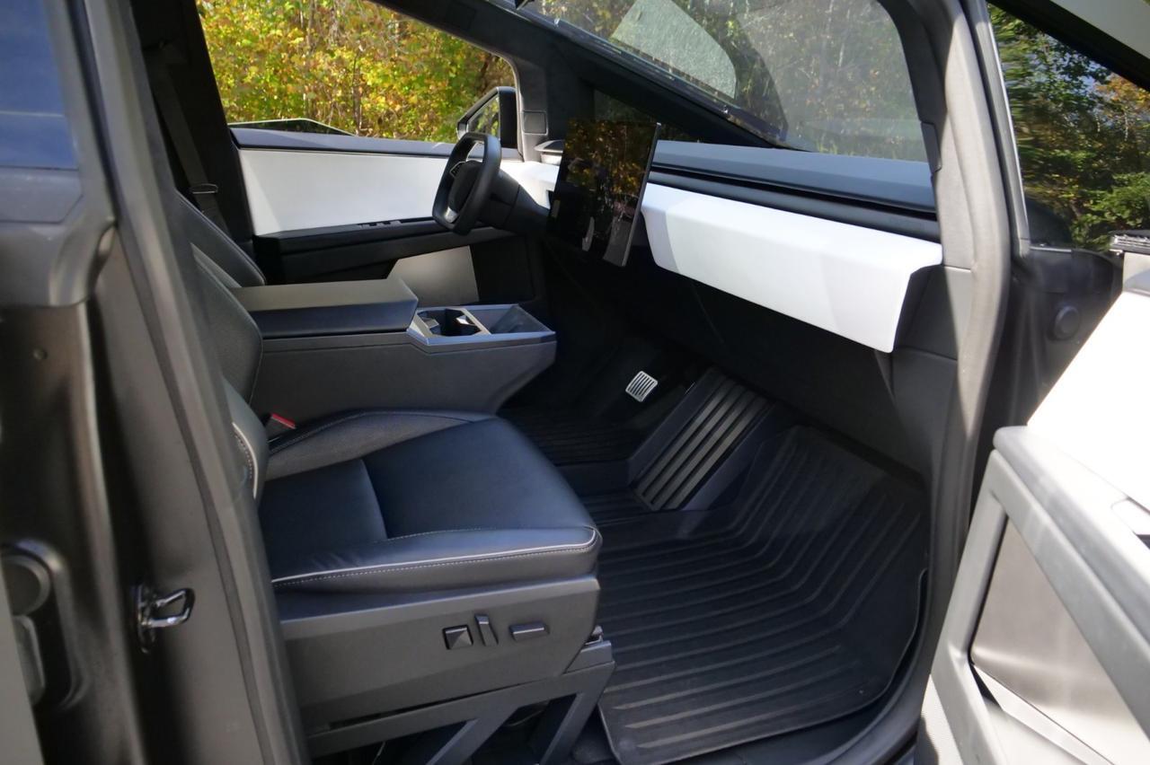 2024 Tesla Cybertruck Foundation Series AWD / Full Self Driving PKG! Lincolnton NC