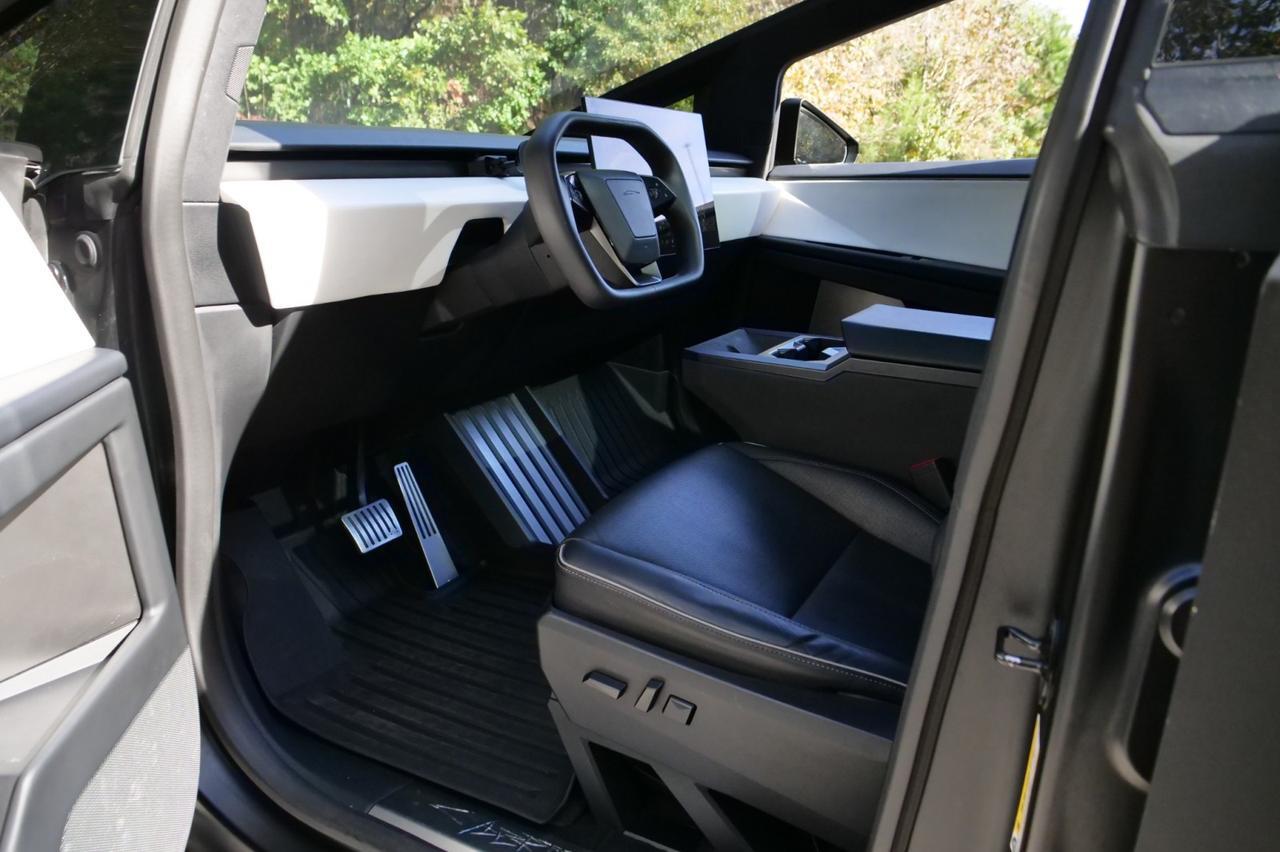 2024 Tesla Cybertruck Foundation Series AWD / Full Self Driving PKG! Lincolnton NC