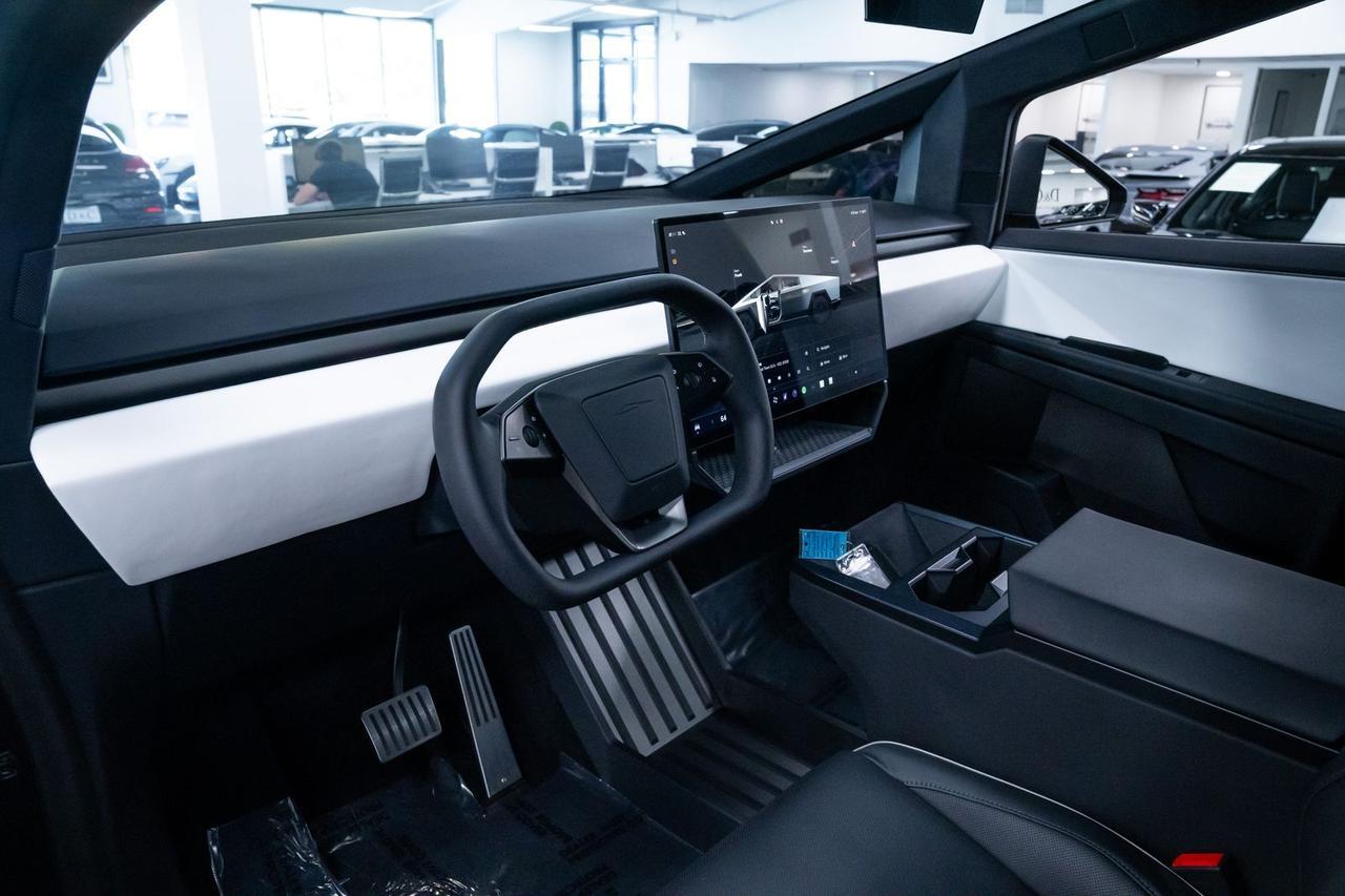 2024 Tesla Cybertruck Foundation Series Portland OR