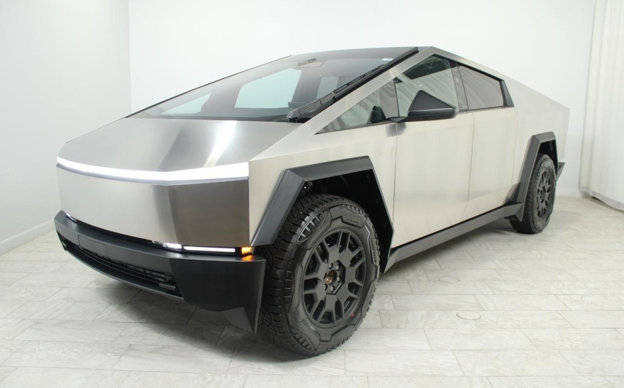2024 Tesla Cybertruck beast  St. Charles  IL