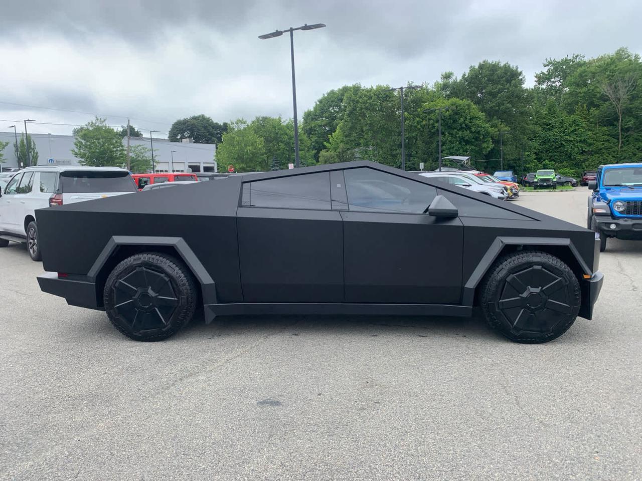 2024 Tesla Cybertruck Dartmouth MA