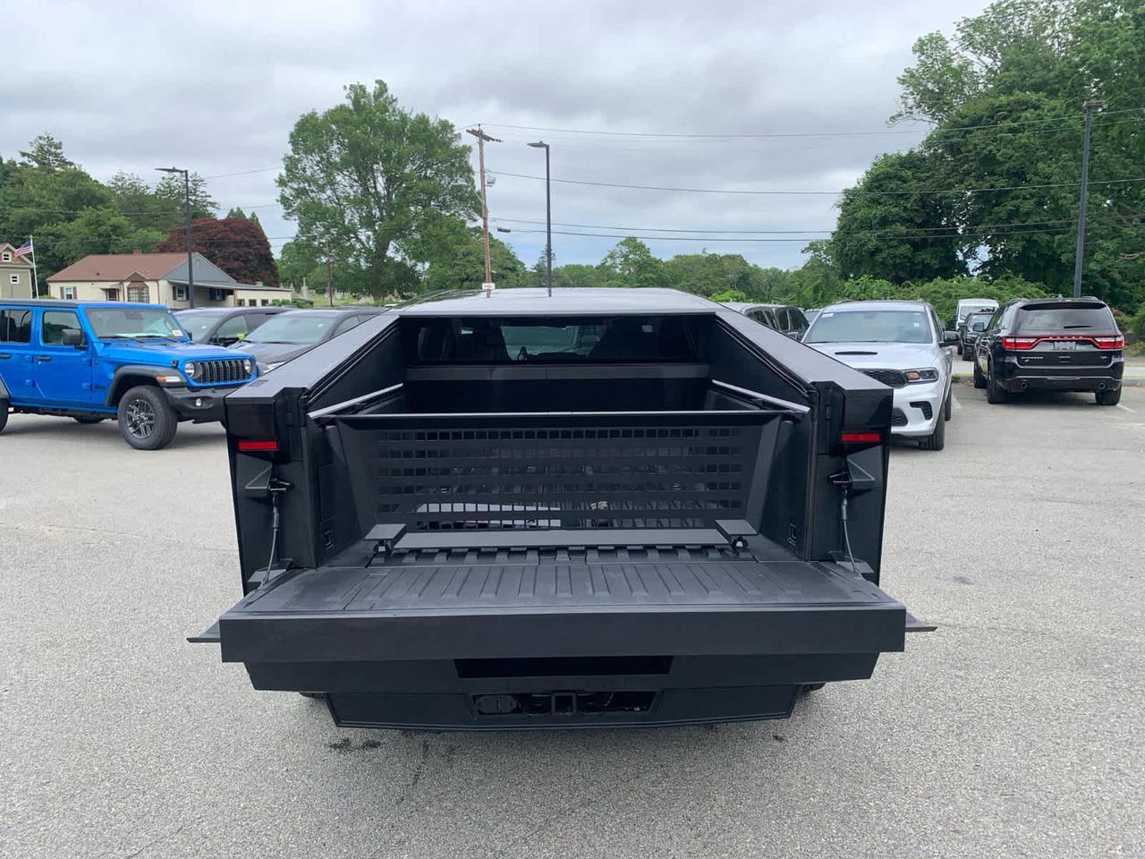 2024 Tesla Cybertruck Dartmouth MA