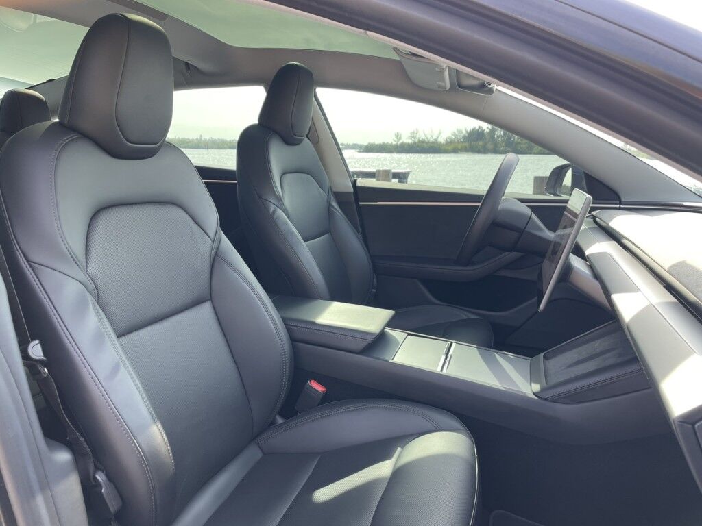 2024 Tesla Model 3 LONG RANGE~FULL SELF DRIVING CAPABLE~ONLINE FINANCE AND SHIPPING AVAILABLE!!! Sarasota FL