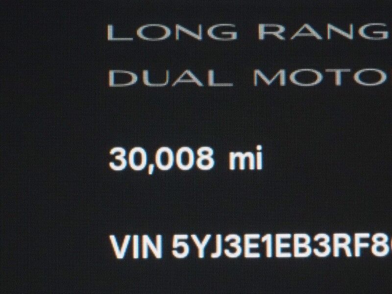 2024 Tesla Model 3 Long Range AWD *FULL SELF-DRIVING ENABLED, TRAFFIC AWARE CRUISE CONTROL, NAVIGATION, SAFETY ALERTS, SURROUND CAMERAS, PANORAMA GLASS ROOF, CLIMATE SEATS, HEATED STEERING, 19 INCH WHEELS, WIRELESS CHARGING Round Rock TX