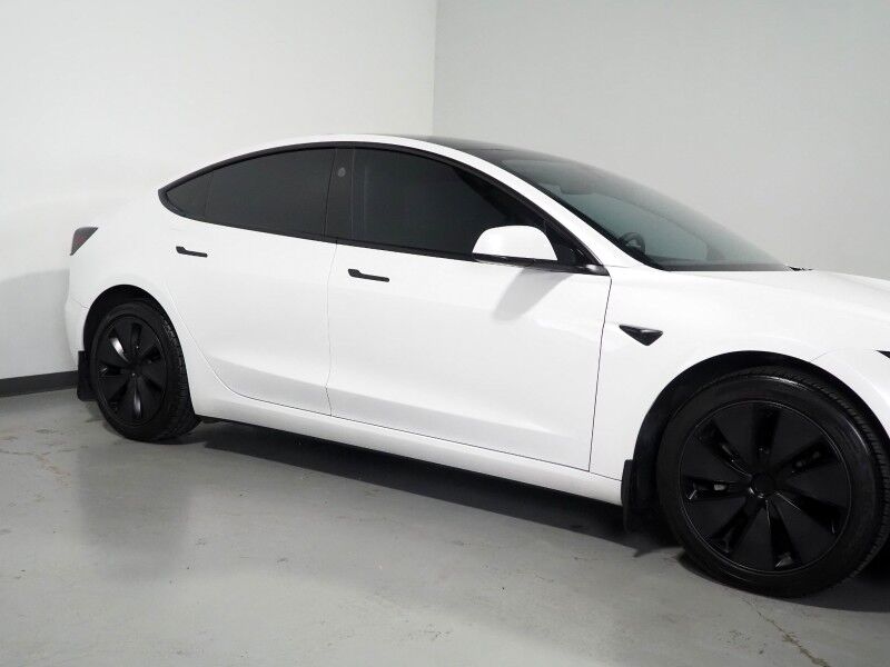 2024 Tesla Model 3 Long Range AWD *FULL SELF-DRIVING ENABLED, TRAFFIC AWARE CRUISE CONTROL, NAVIGATION, SAFETY ALERTS, SURROUND CAMERAS, PANORAMA GLASS ROOF, CLIMATE SEATS, HEATED STEERING, 19 INCH WHEELS, WIRELESS CHARGING Round Rock TX