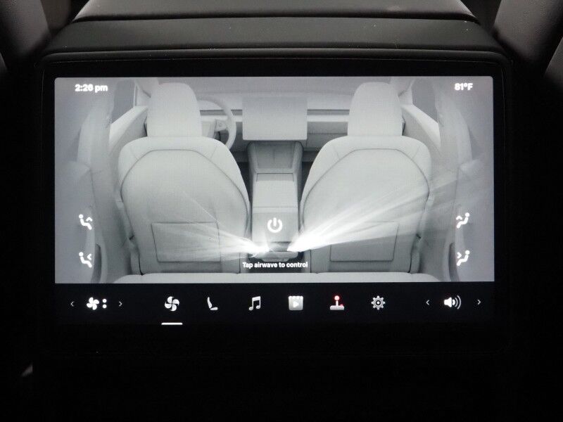 2024 Tesla Model 3 Long Range AWD *FULL SELF-DRIVING ENABLED, TRAFFIC AWARE CRUISE CONTROL, NAVIGATION, SAFETY ALERTS, SURROUND CAMERAS, PANORAMA GLASS ROOF, CLIMATE SEATS, HEATED STEERING, 19 INCH WHEELS, WIRELESS CHARGING Round Rock TX
