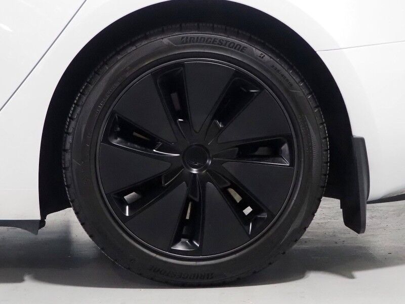 2024 Tesla Model 3 Long Range AWD *FULL SELF-DRIVING ENABLED, TRAFFIC AWARE CRUISE CONTROL, NAVIGATION, SAFETY ALERTS, SURROUND CAMERAS, PANORAMA GLASS ROOF, CLIMATE SEATS, HEATED STEERING, 19 INCH WHEELS, WIRELESS CHARGING Round Rock TX