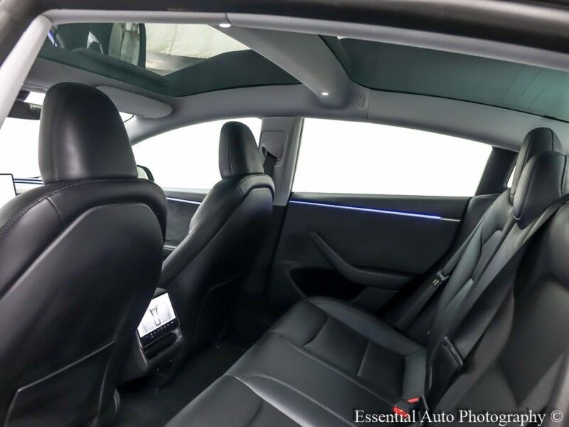 2024 Tesla Model 3 Long Range PRICE INCLUDES $4000 IRS TAX CREDIT!! YOU MUST QUALIFY!! Willowbrook IL