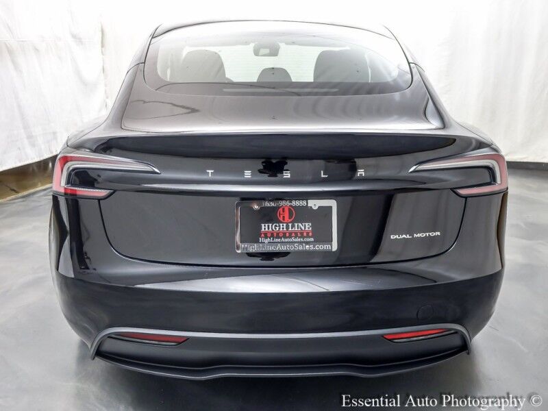 2024 Tesla Model 3 Long Range PRICE INCLUDES $4000 IRS TAX CREDIT!! YOU MUST QUALIFY!! Willowbrook IL