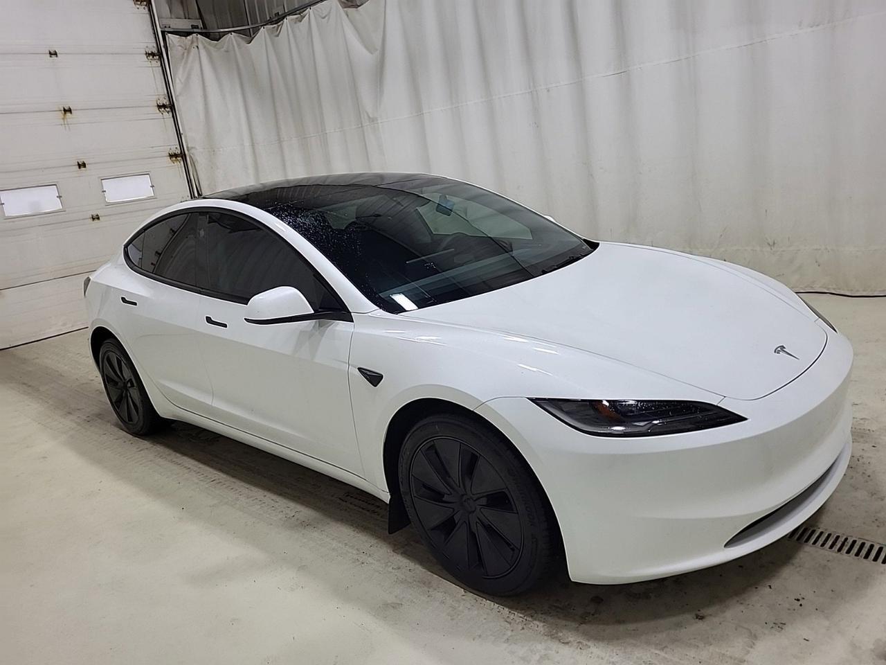 2024 Tesla Model 3 Long Range Richmond Hill ON